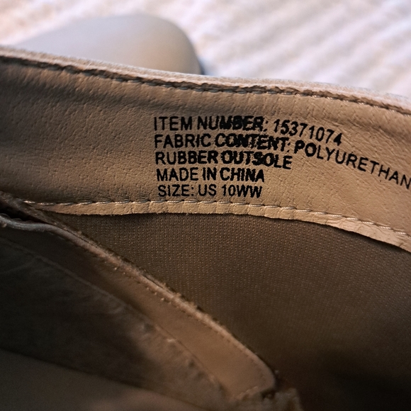 Torrid Side Zip Heel Bootie Size 10WW - Picture 5 of 11